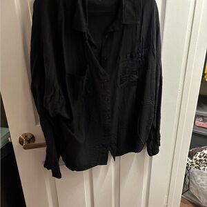 Women’s Black Shirt